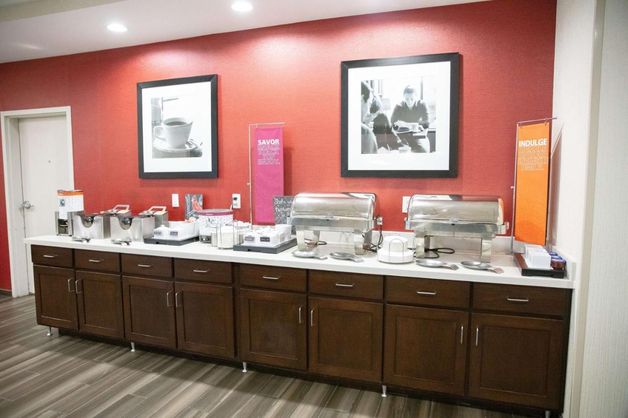 Hampton Inn Toledo Oregon Exterior photo